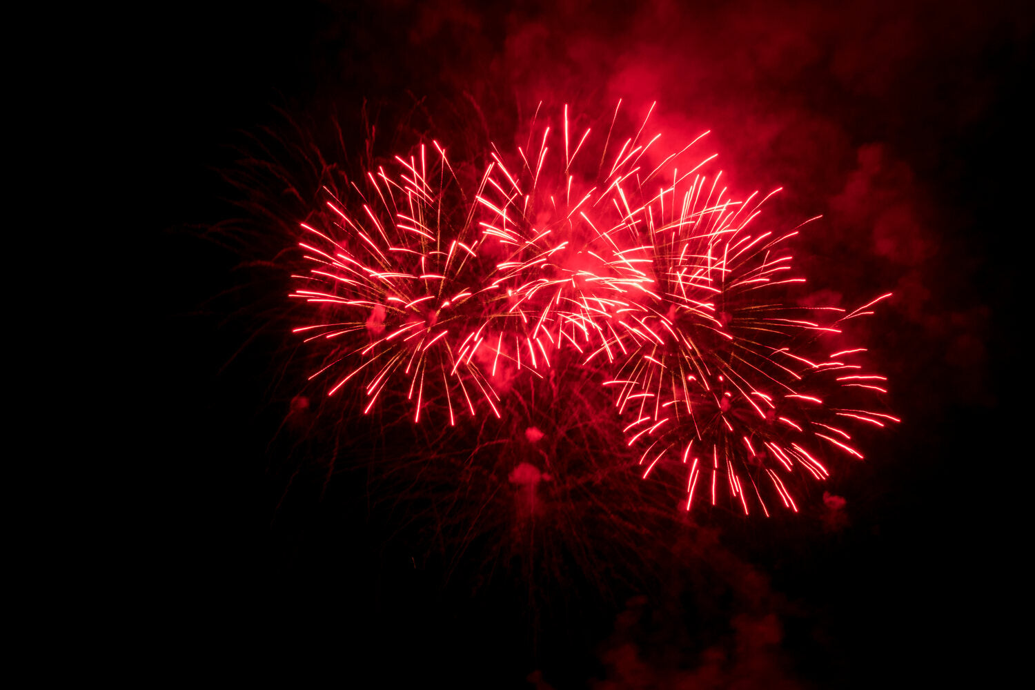 what causes fireworks