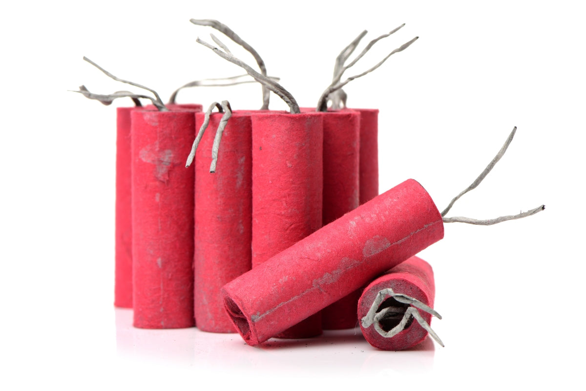 how many decibels is a firecracker
